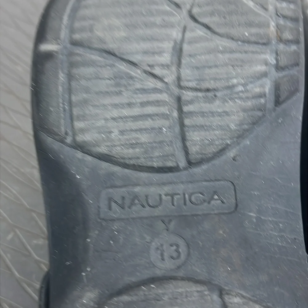 Nautica Kids Black Clogs Size 13 water shoe